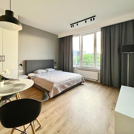K22 Warszawa Zachodnia Slawinska 502 Apartamento Exterior foto