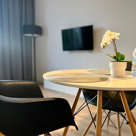 K22 Warszawa Zachodnia Slawinska 502 Apartamento Exterior foto