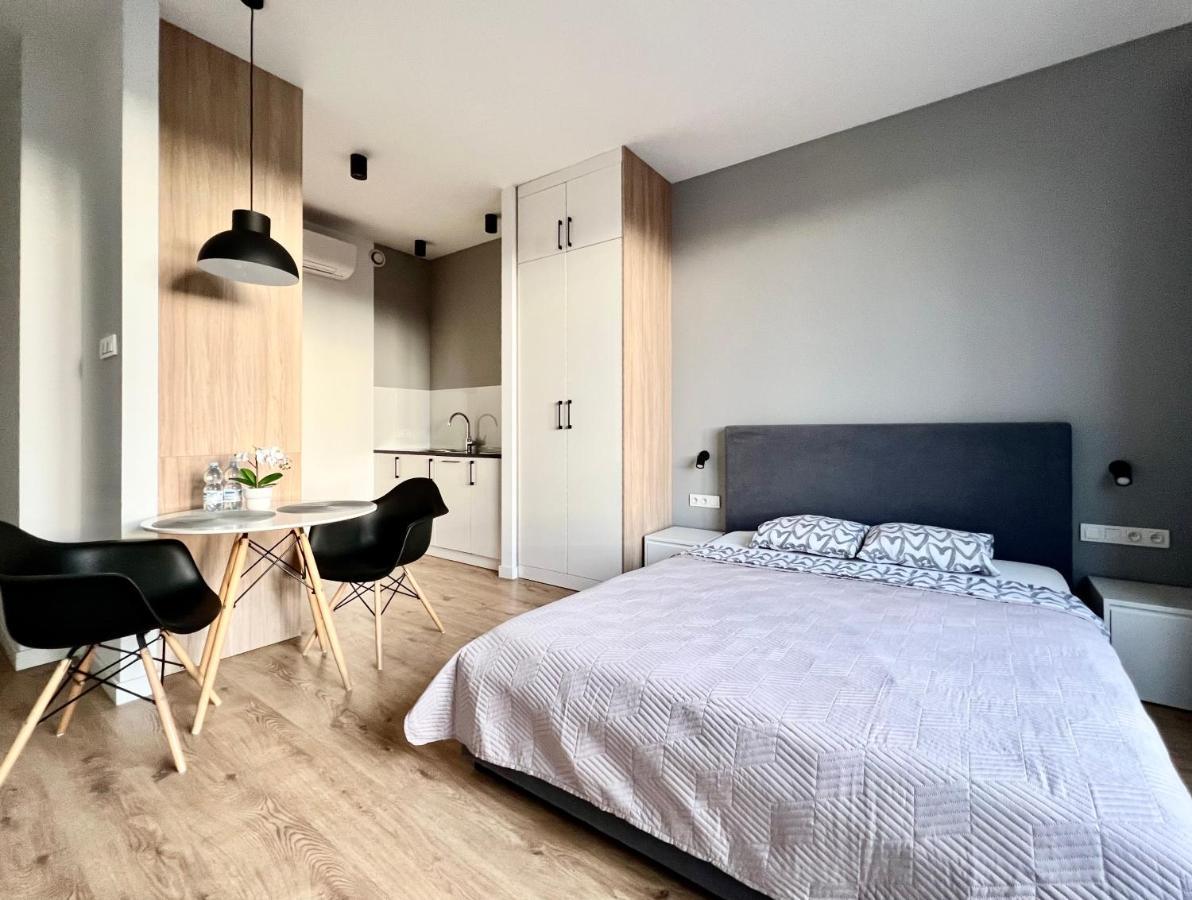 K22 Warszawa Zachodnia Slawinska 502 Apartamento Exterior foto