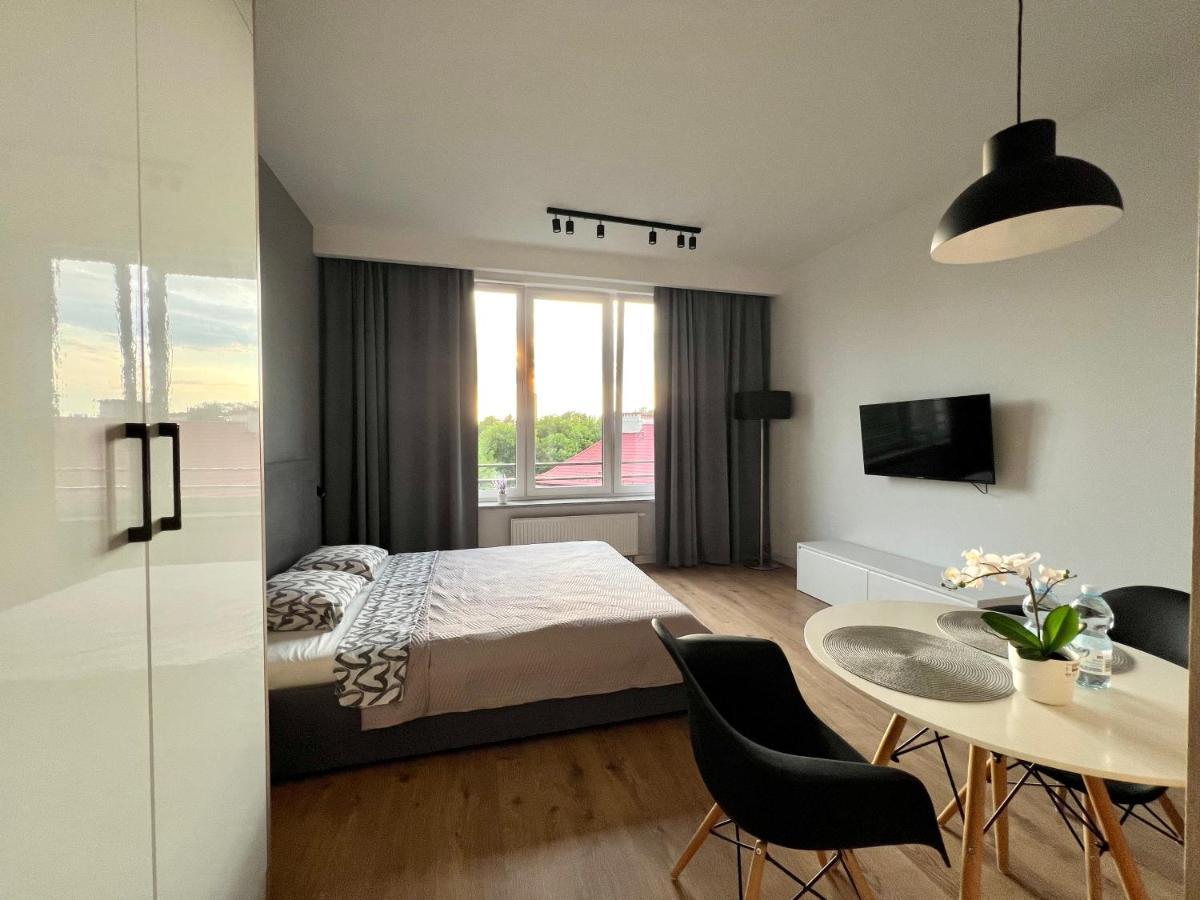 K22 Warszawa Zachodnia Slawinska 502 Apartamento Exterior foto