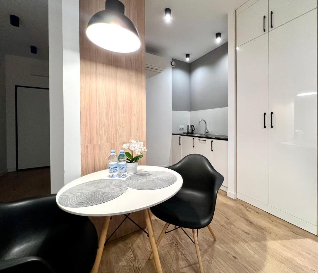 K22 Warszawa Zachodnia Slawinska 502 Apartamento Exterior foto